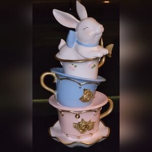NEW 🔥Easter Bunny In Teacups💕